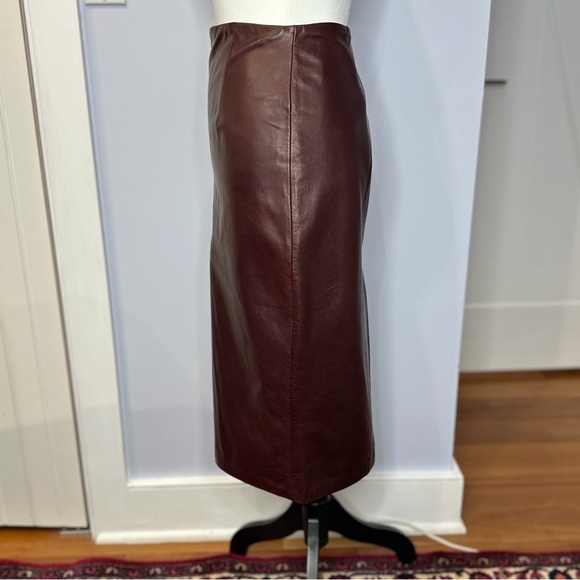 Elie Tahari Rich Claret (wine) Leather Pencil Skirt. Fully lined. Size 14. NEW! - Picture 2 of 14